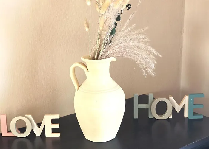 Charming 2br Classic Flat With Fast Wi-fi Apartmán