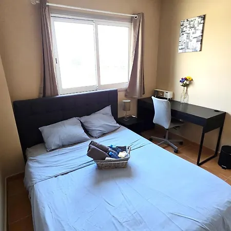 Apartment 2br Beachside Escape, Short 7-min Walk To Shore *