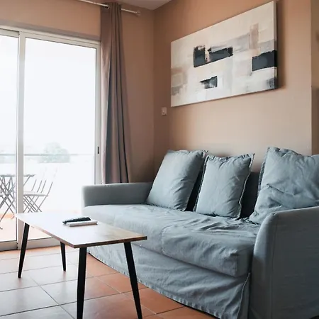 2br Beachside Escape, Short 7-min Walk To Shore Larnaca