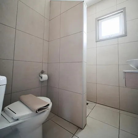 Appartamento 2br Beachside Escape, Short 7-min Walk To Shore *